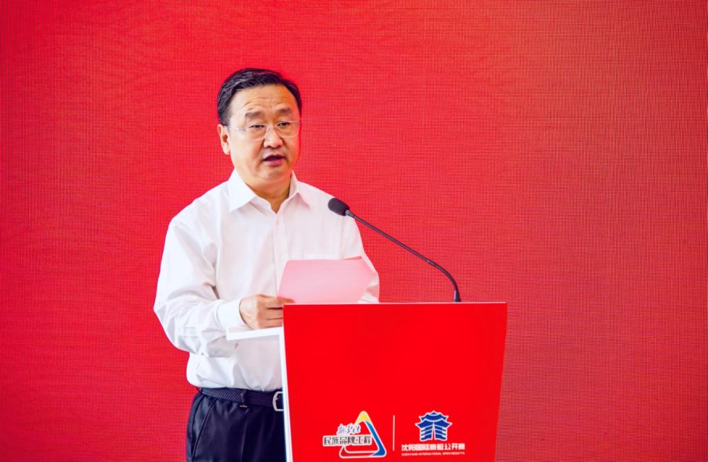 简单的名片设计软件，助力个人与企业的品牌塑造