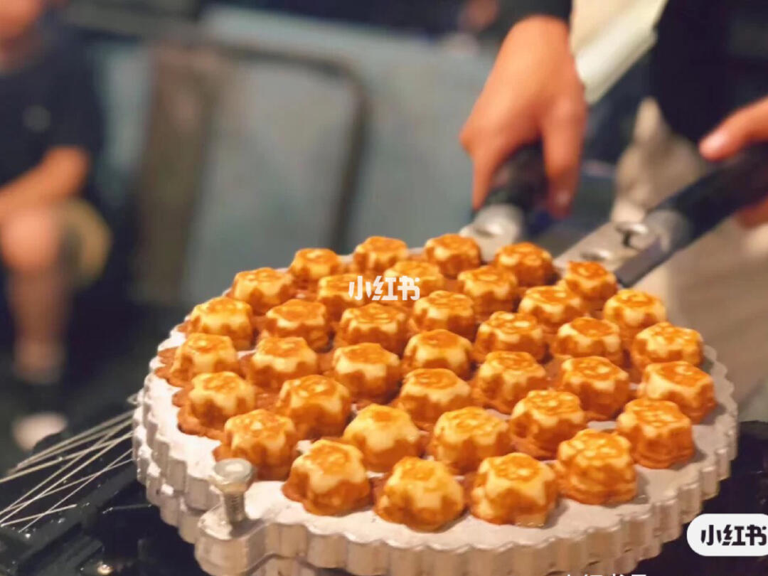 老式梅花蛋糕，传统美味的魅力与回忆