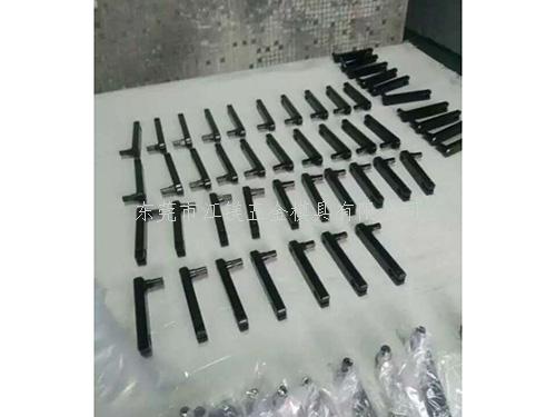 特氟龙喷涂厂的使用特性研究