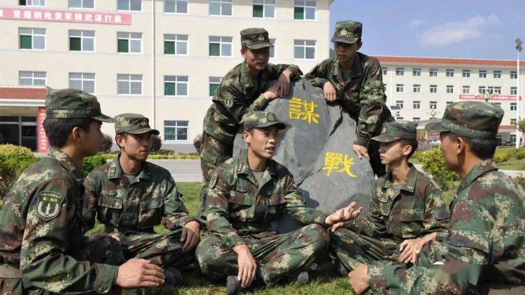 战士立功待遇，荣誉与激励并存