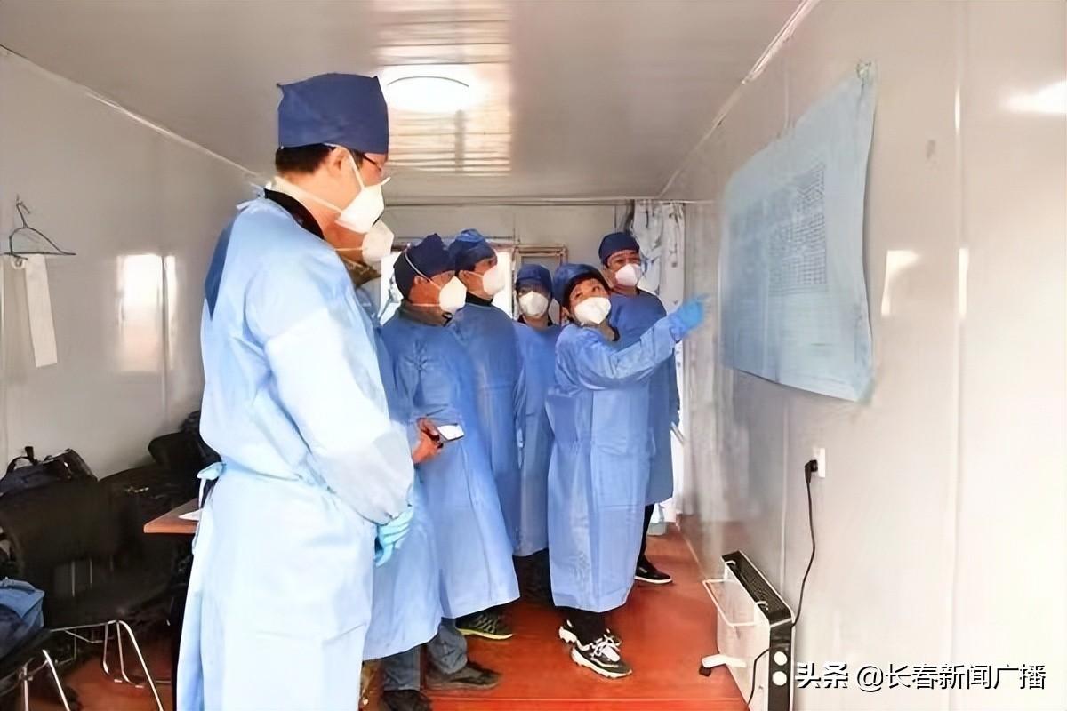 儿童医院心理科专家，守护儿童心理健康的守护者