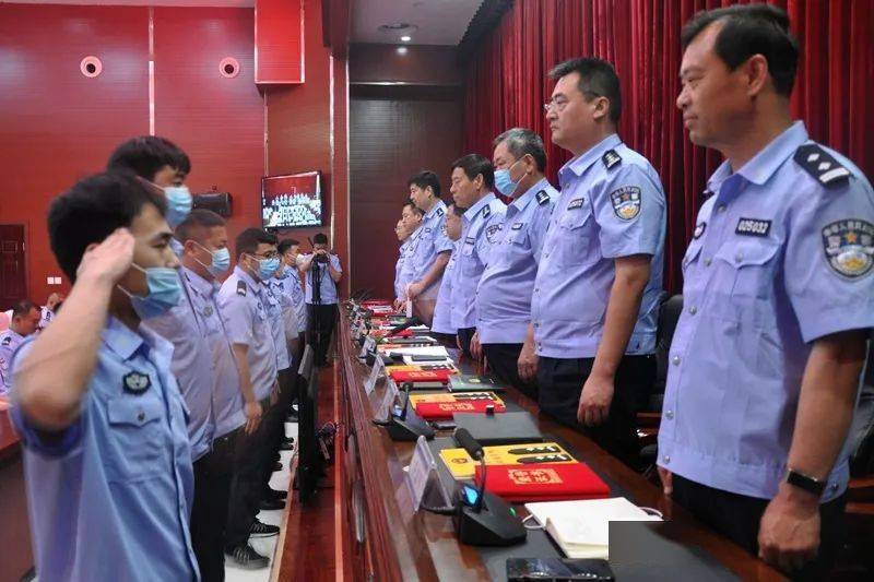士官长的工资待遇，现状、挑战与未来展望