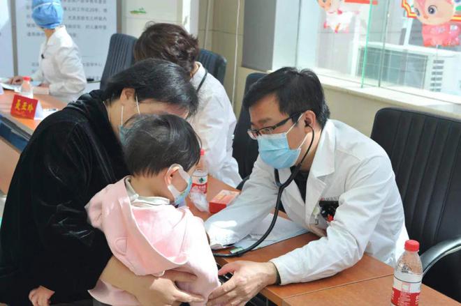 儿童呼吸内科专家，守护幼小心灵的呼吸健康