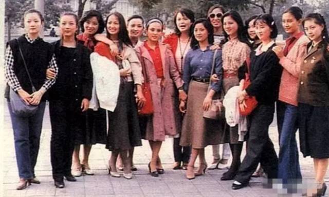红楼梦剧组30年再聚首，时光荏苒，经典永流传