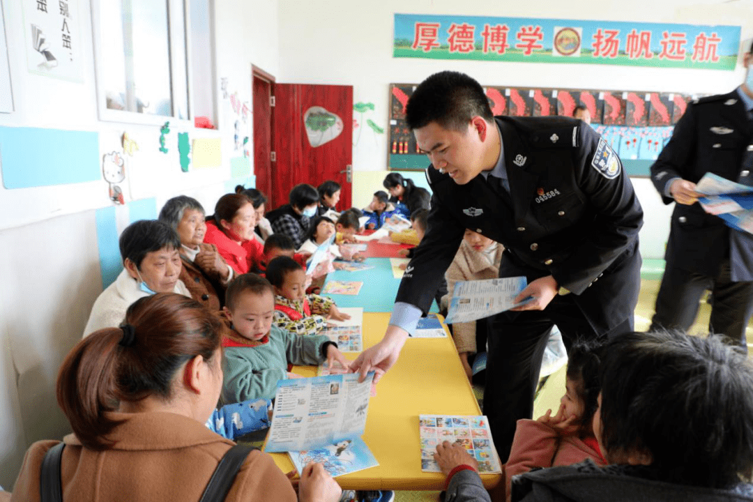 儿童专家免费咨询，关爱孩子的成长之路