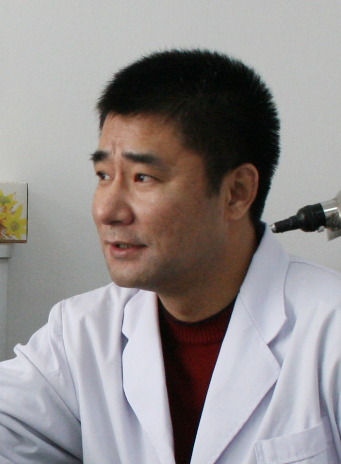 儿童医院专家王翔，医术精湛，关爱儿童健康成长的楷模