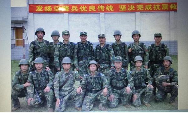 汶川跳伞伞兵，英勇无畏的空中救援力量