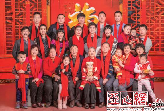 四世同堂的出版历程与价格探析