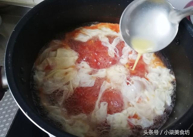 淀粉蛋花汤，一道家常美食的制作与品味