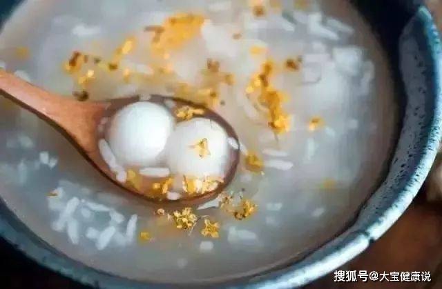 米酒蛋花汤汤圆——传统美食的魅力与现代享受