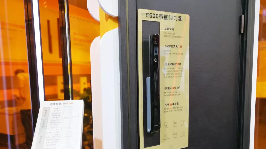 刷卡松下自动门，智能便捷与安全防护的完美结合
